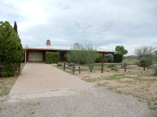 302 S Sidney Road, Pearce, AZ 85625