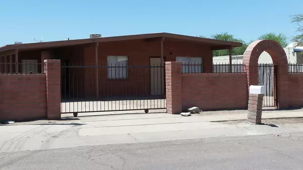 1543 N El Rio Drive, Tucson, AZ 85745