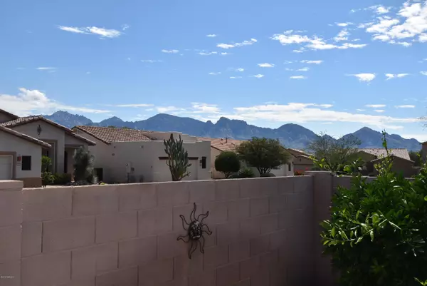 Oro Valley, AZ 85755,237 W Tabascoe Place