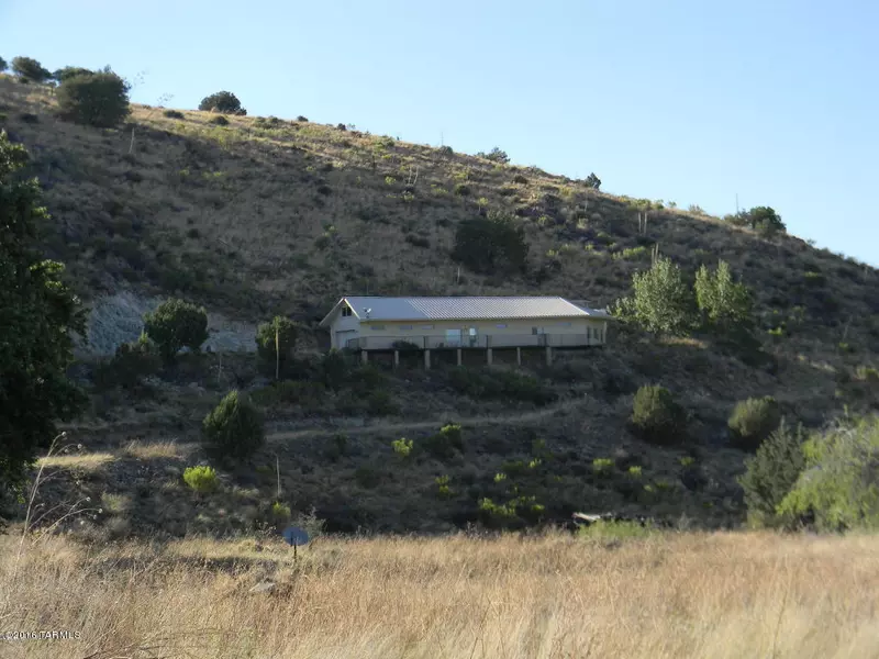 211 E Ramsey Canyon Road, Hereford, AZ 85615