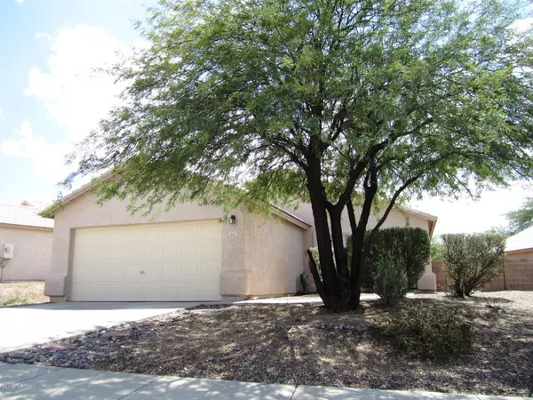 Tucson, AZ 85741,8141 N Ivory Rose Drive