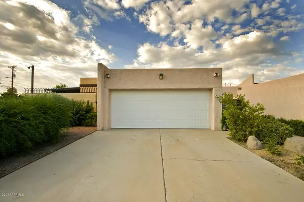 7292 E Caminito Feliz, Tucson, AZ 85710