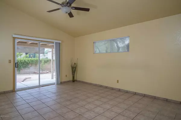 Tucson, AZ 85742,3711 W Sunbright Drive