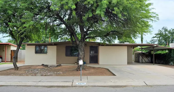 4038 N Pomona Road, Tucson, AZ 85705