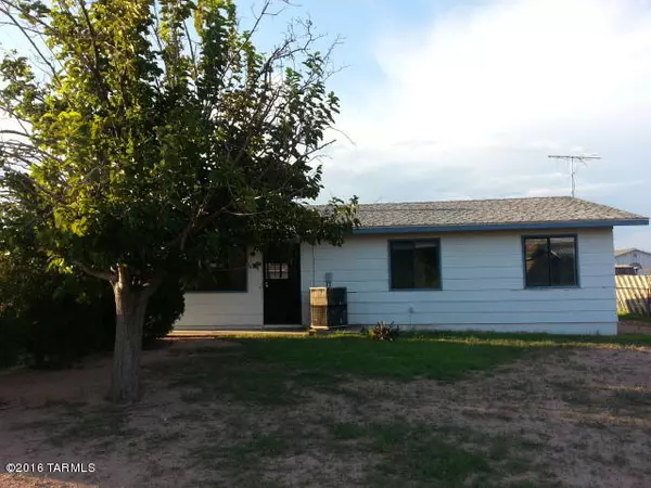 694 W Cactus Street, Benson, AZ 85602