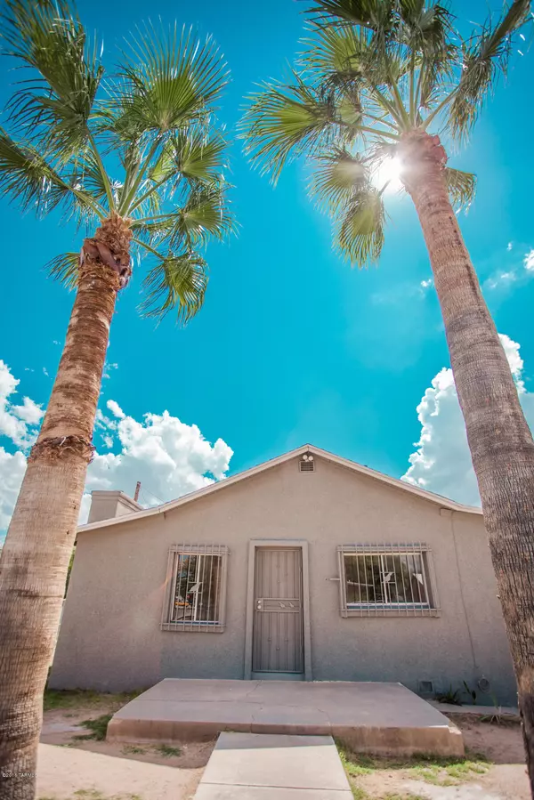 351 W President Street, Tucson, AZ 85714