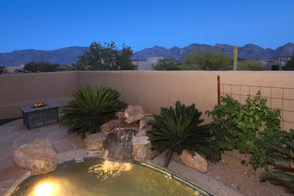 Oro Valley, AZ 85755,1011 W Lone Mesquite Drive