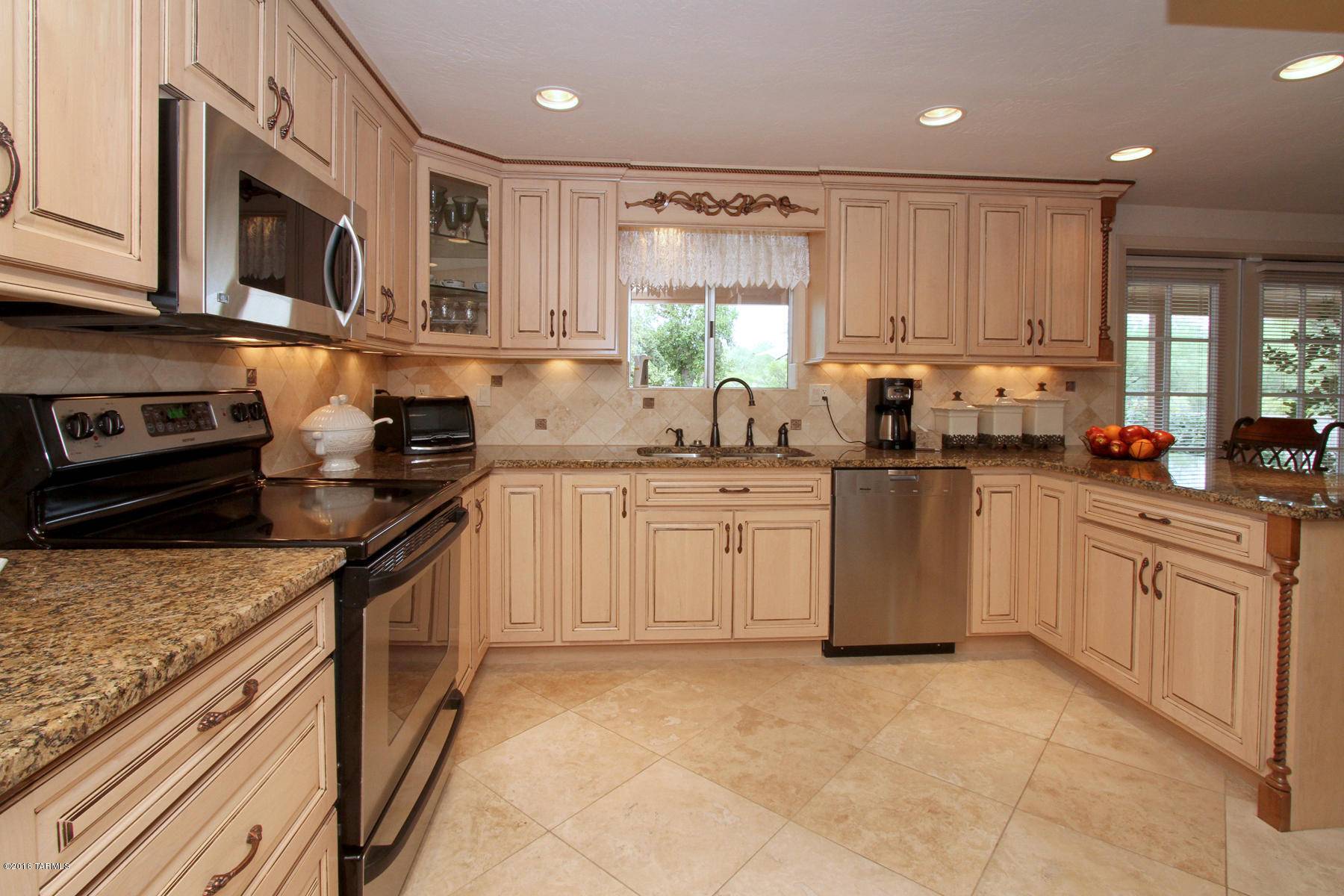 Tucson, AZ 85710,6710 E Rosewood Circle