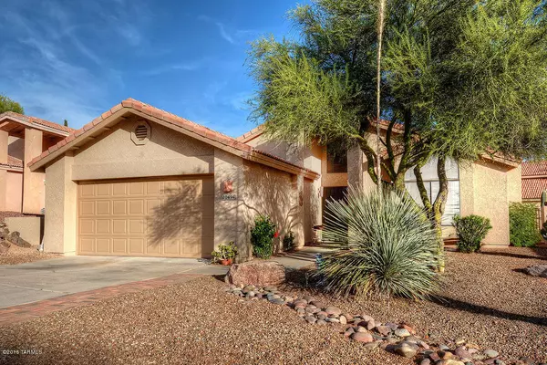 10494 N Autumn Hill Lane, Tucson, AZ 85737