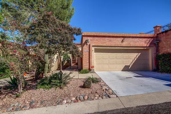 10100 N Spyglass Place, Tucson, AZ 85737