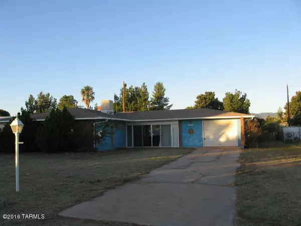 313 N Flynn Jans Court, Pearce, AZ 85625