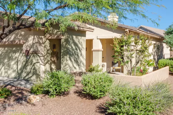 Oro Valley, AZ 85755,974 W Waxleaf Place