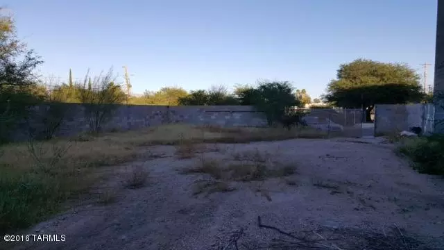 Tucson, AZ 85716,1135 N Howard Boulevard