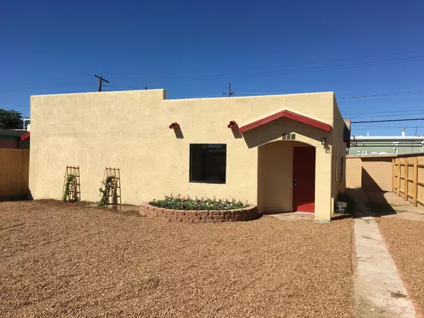 226 W President Street, Tucson, AZ 85714