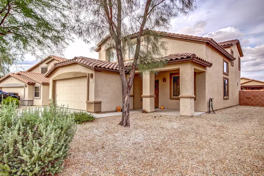 9143 S Whispering Pine Drive, Tucson, AZ 85756