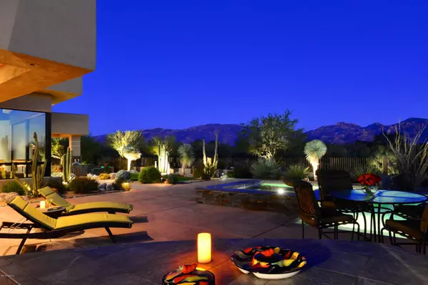 14143 N Blazing Canyon Place, Oro Valley, AZ 85755