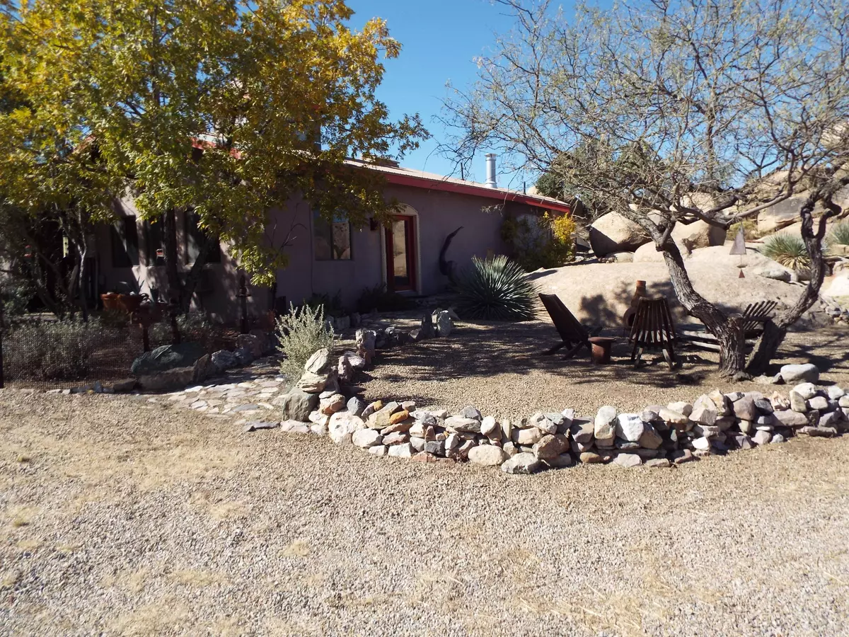 Dragoon, AZ 85609,4465 E Sacred Rock Road