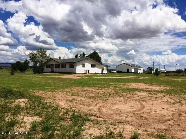 10020 N Highway 191, Elfrida, AZ 85610