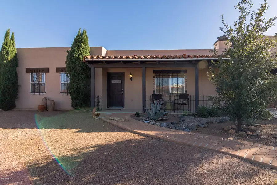 111 W Calle Martina, Green Valley, AZ 85614