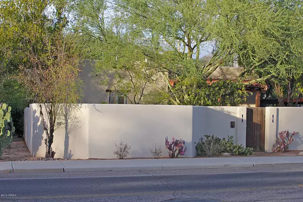 Tucson, AZ 85716,3225 E Pima Street