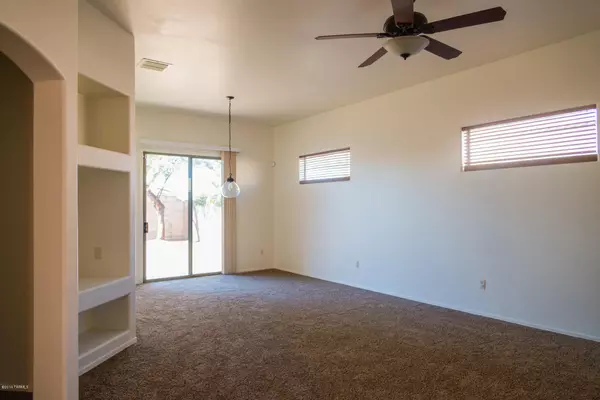 Tucson, AZ 85704,5525 N Silver Stream Way