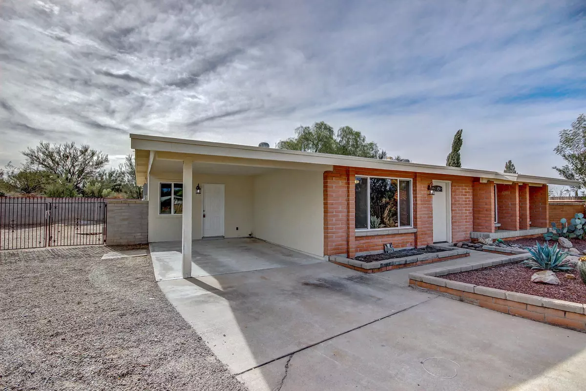 Tucson, AZ 85730,3666 S Santee Avenue