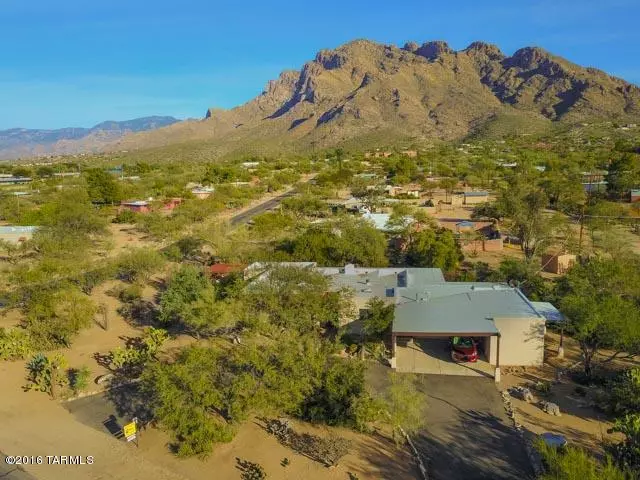 Oro Valley, AZ 85704,325 W Rolling Hills Street