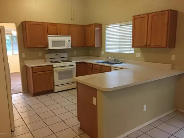 Tucson, AZ 85747,7715 S Zircon Crystal Drive