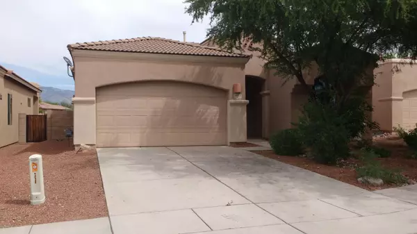 10425 S Avenger Lane, Vail, AZ 85641