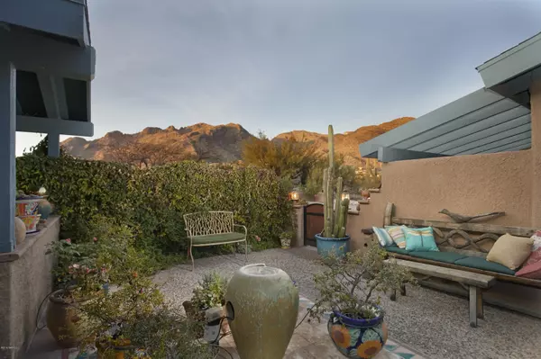 7481 N Calle Sin Desengano, Tucson, AZ 85718