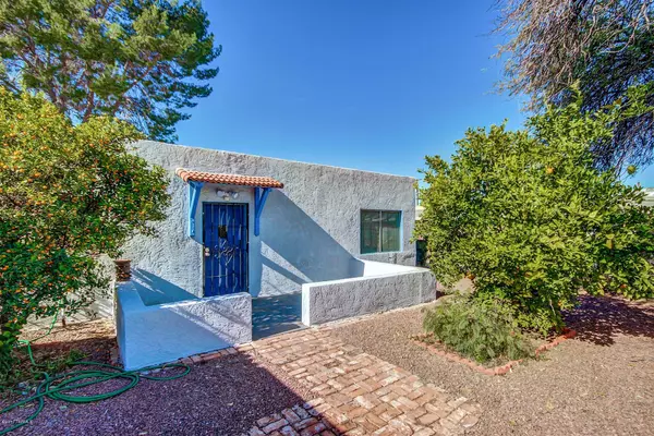 2709 N Alvernon Way, Tucson, AZ 85712