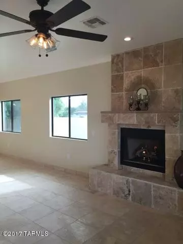 Tucson, AZ 85745,40 N Linda Avenue