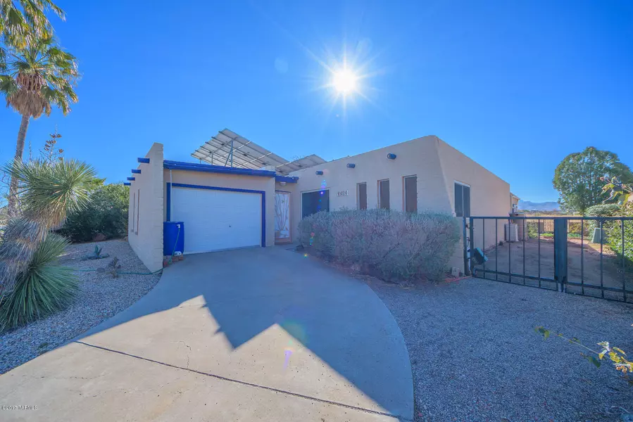 10510 E Observatory Drive, Vail, AZ 85641