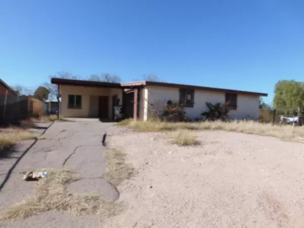 5450 S Santa Cruz Avenue, Tucson, AZ 85706