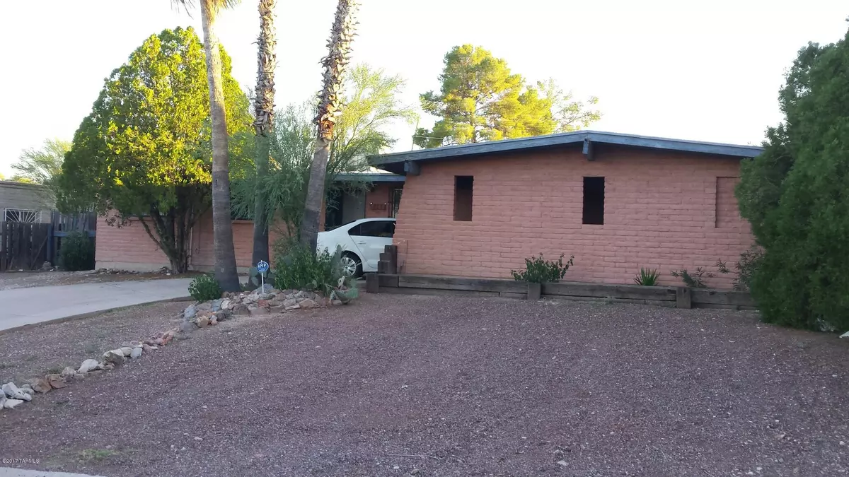 Tucson, AZ 85745,2165 W Rainbow Ridge Road