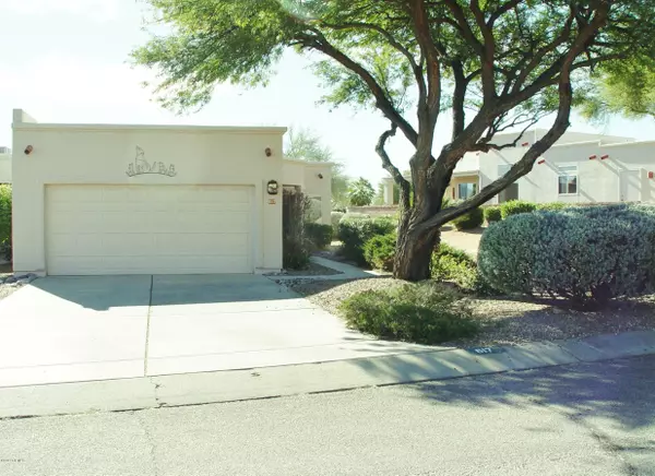 Green Valley, AZ 85614,617 W Via Rosaldo