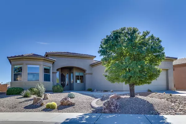 952 W Tenniel Drive, Green Valley, AZ 85614