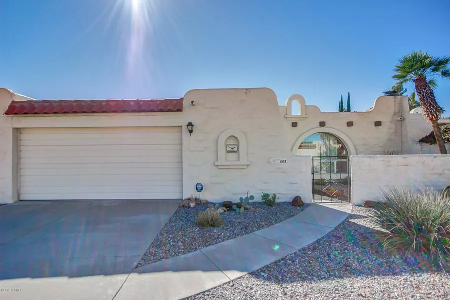 663 W Placita Nueva, Green Valley, AZ 85614