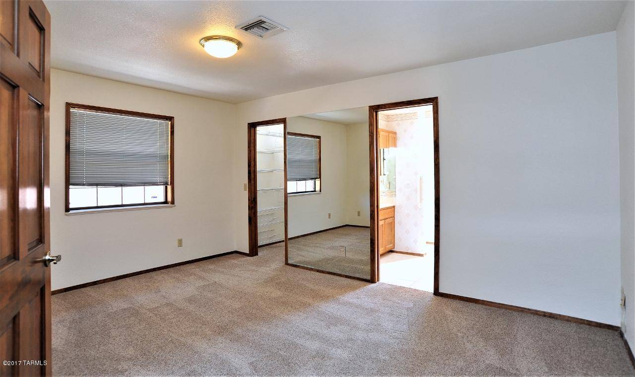 Tucson, AZ 85711,6122 E 18th Street