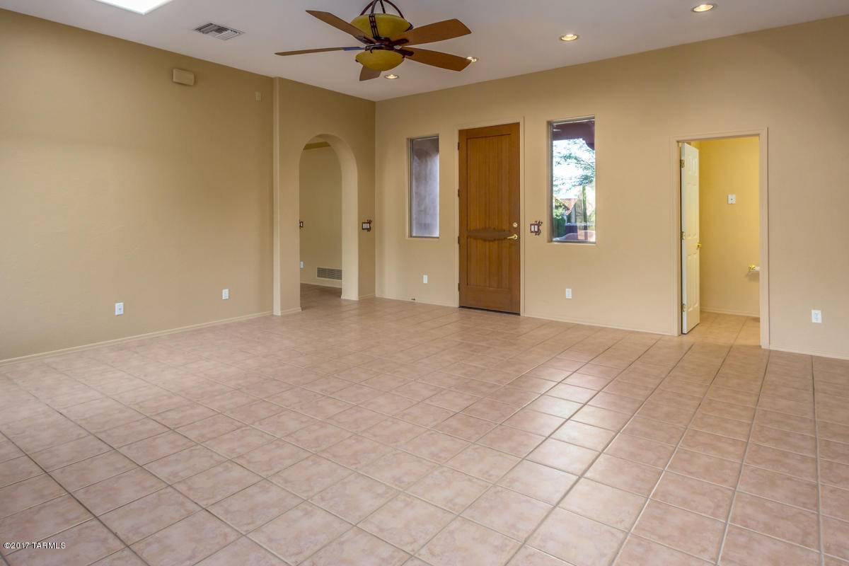 Tucson, AZ 85749,11101 E Mountain Gate Place