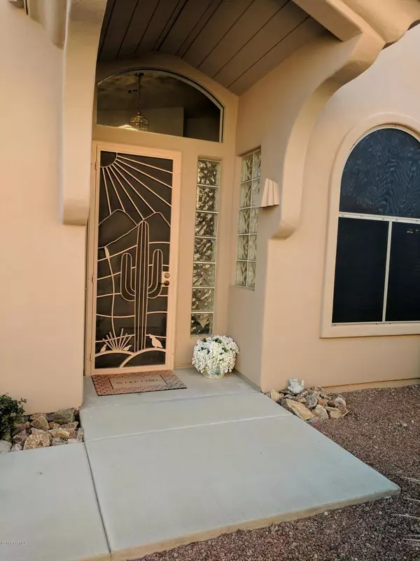 Oro Valley, AZ 85755,13401 N Rancho Vistoso Boulevard #92