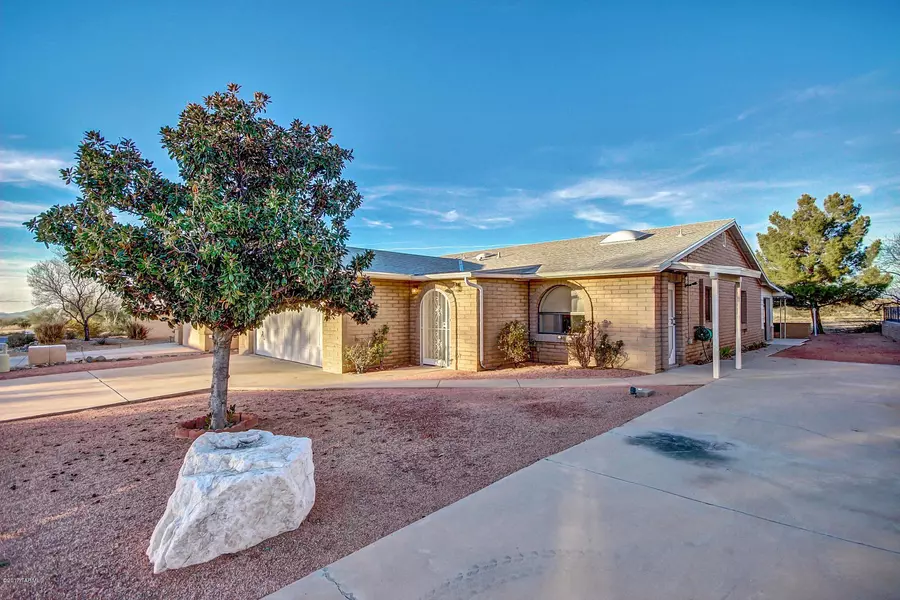 10435 E Observatory Drive, Vail, AZ 85641