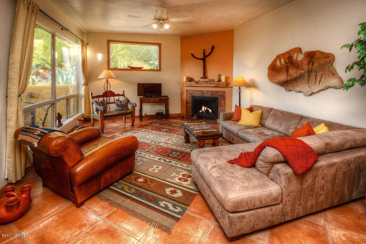 Tucson, AZ 85718,6255 N Camino Pimeria Alta  #119