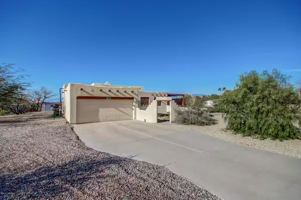 3031 E Dellwood Place, Vail, AZ 85641