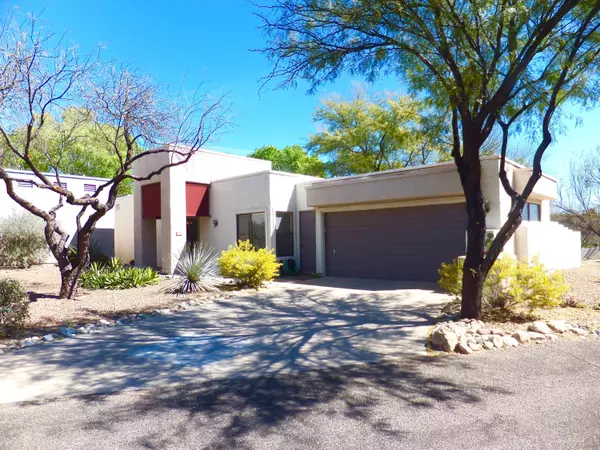 7265 E Crystal Mist Drive, Tucson, AZ 85750