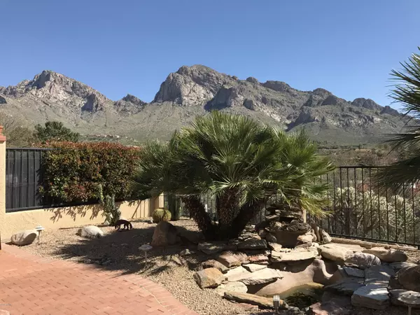 Oro Valley, AZ 85704,784 E Camino Diestro