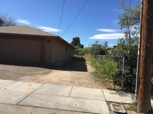 Tucson, AZ 85705,619 W Thurber Road #A