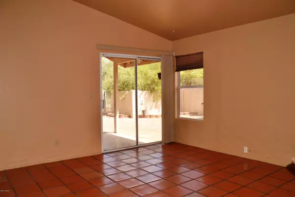 Tucson, AZ 85741,4702 W Gatehinge Court