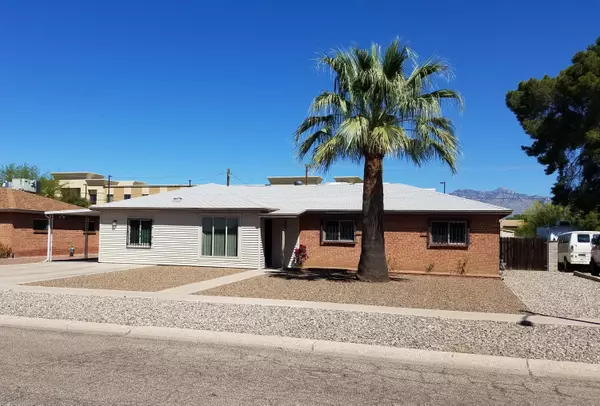 6341 E Scarlett Street, Tucson, AZ 85710