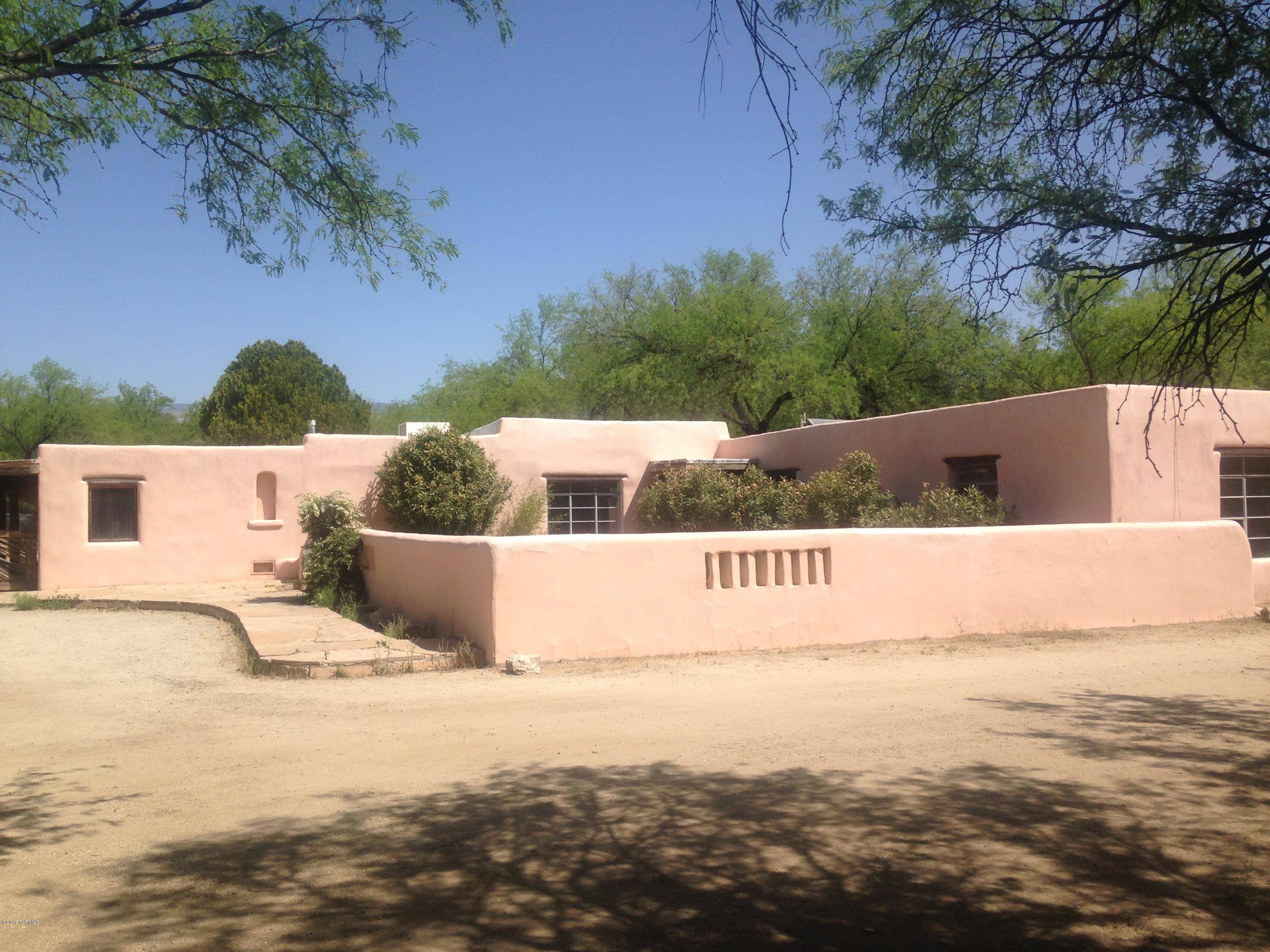 10999 E Linden Street, Tucson, AZ 85749